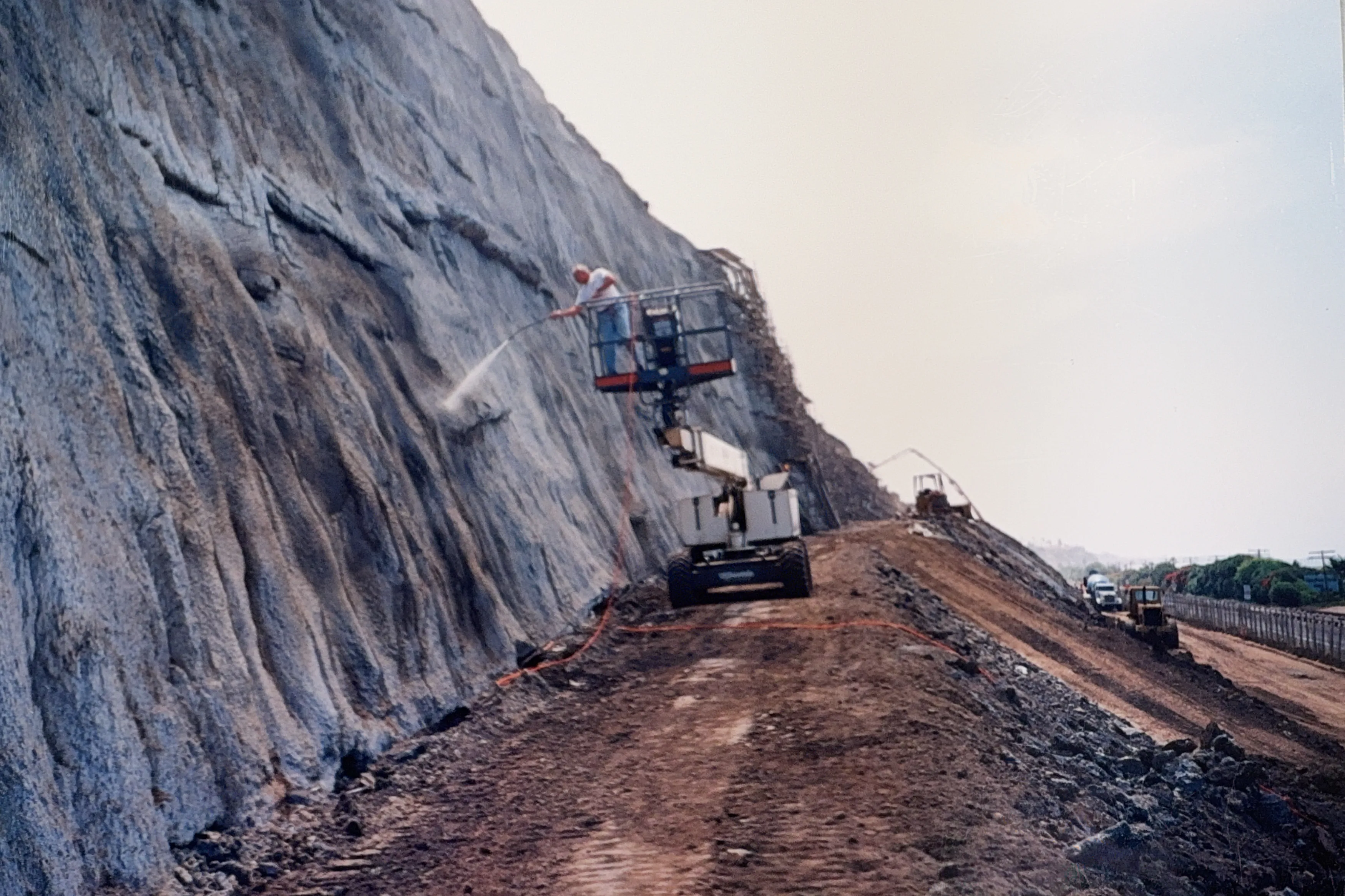 Colony Cove wall and bluff overview